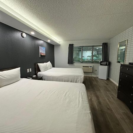 Travelodge By Wyndham Winnipeg Airport Eksteriør billede