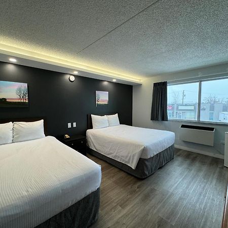 Travelodge By Wyndham Winnipeg Airport Eksteriør billede