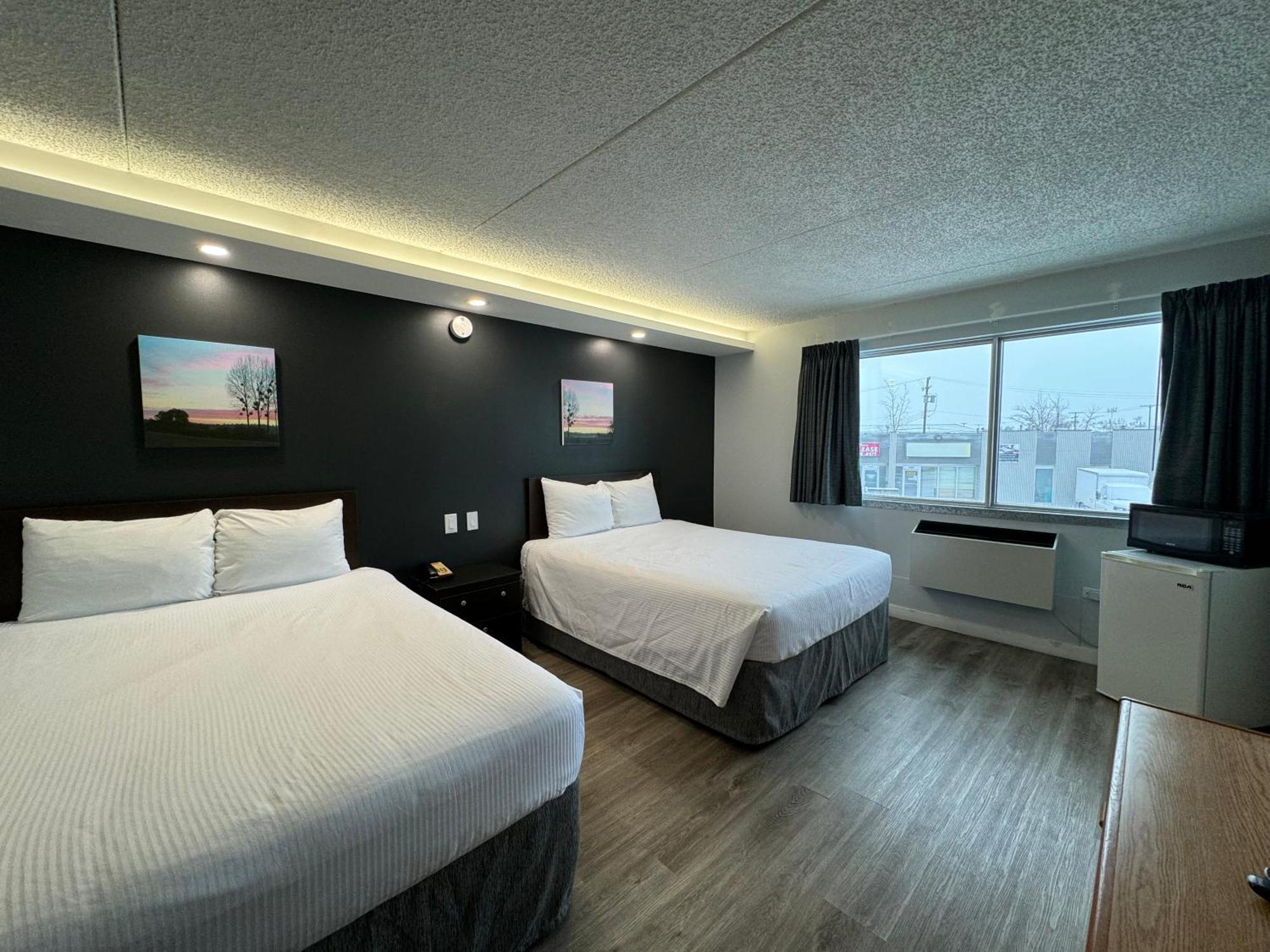 Travelodge By Wyndham Winnipeg Airport Eksteriør billede
